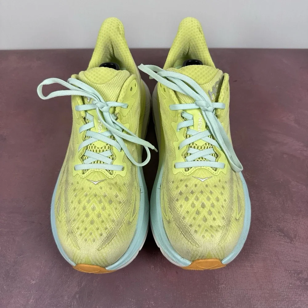 Hoka One One Women's Clifton 9 Citrus Glow Mesh Running Shoes Size‎ 9.5B US